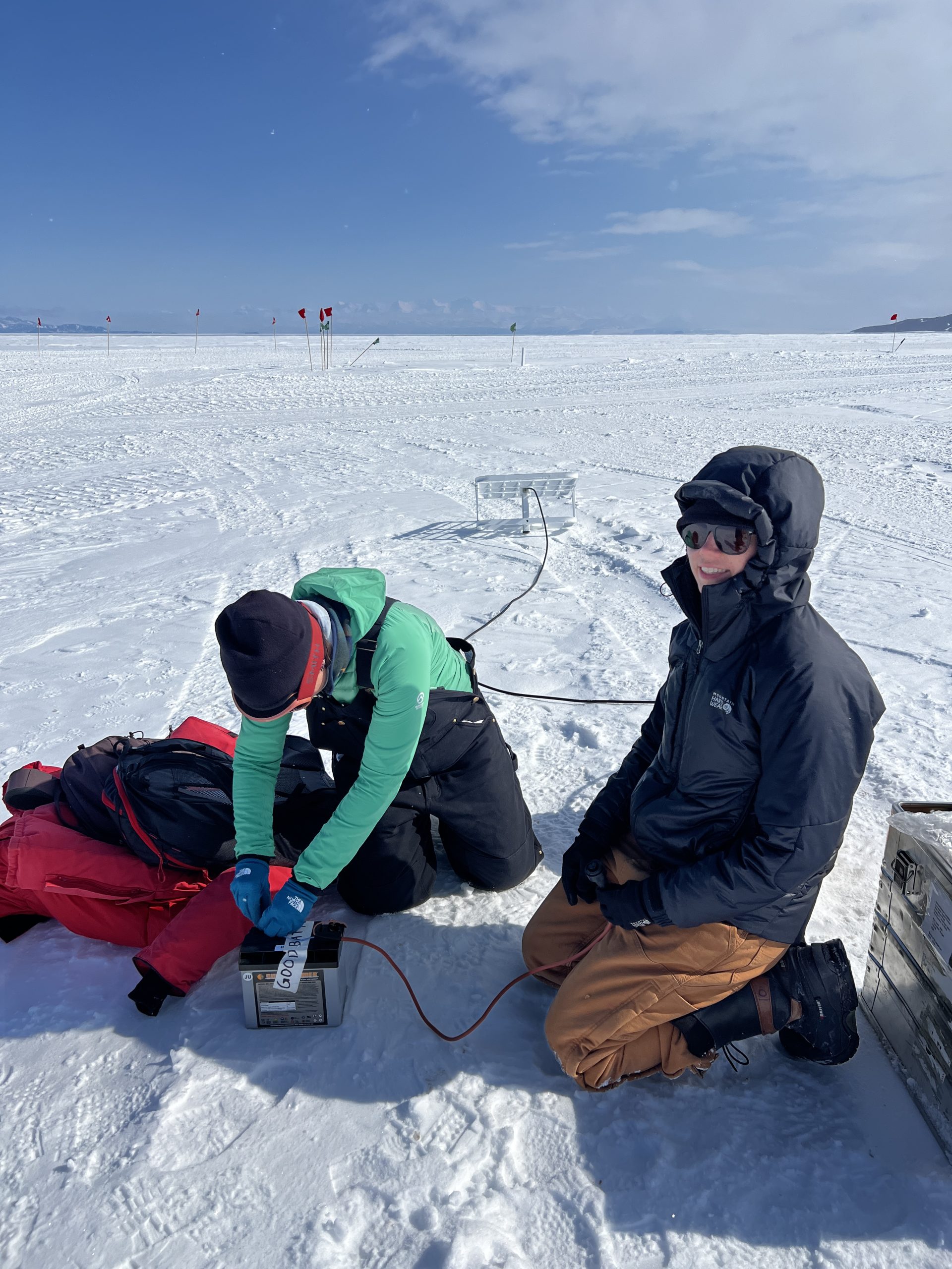 Ellen and Ilyse working on the ApRES setup