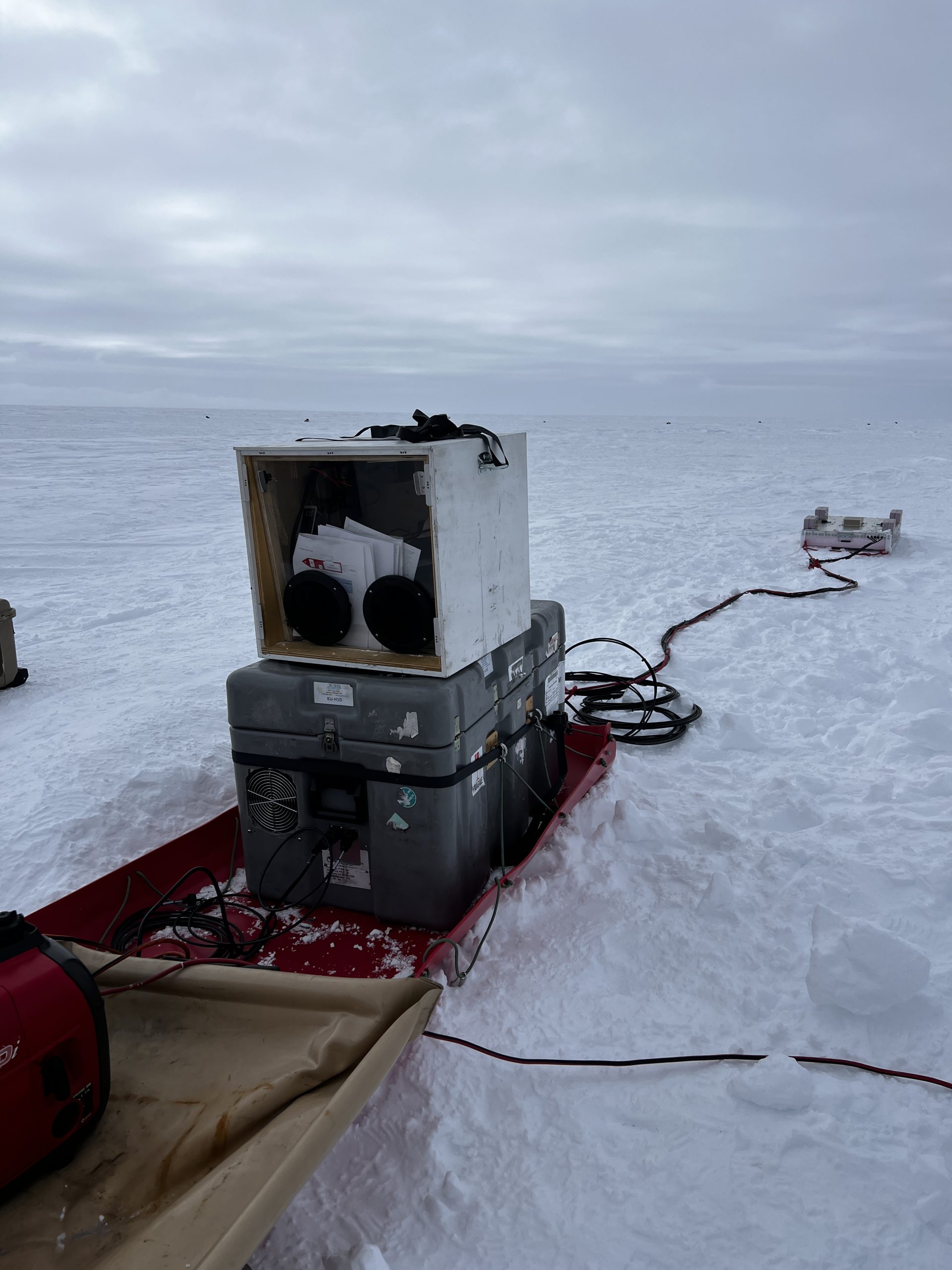 EAGER radar (gray box) with the laptop box on top (white)