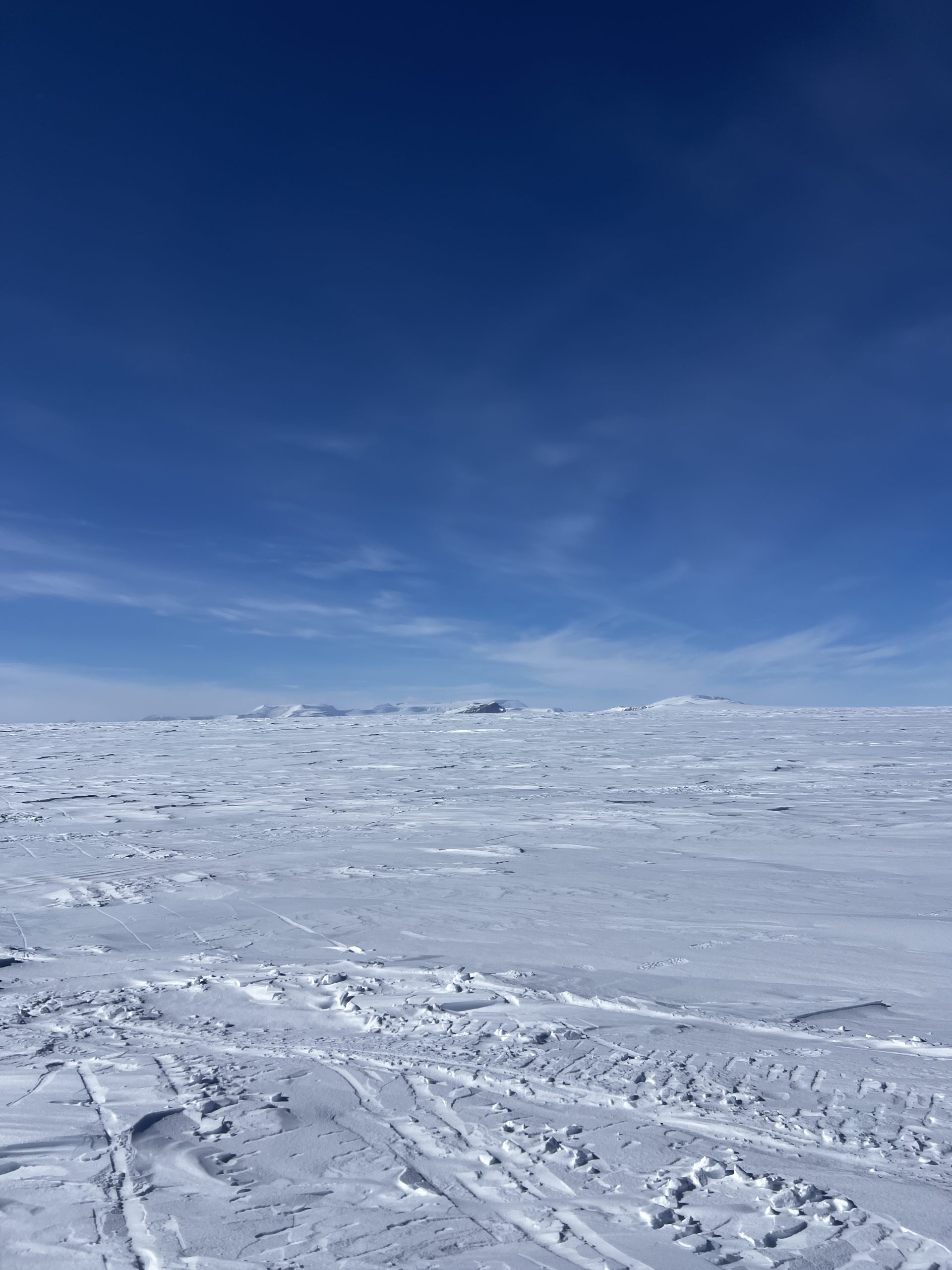 Beautiful nunatak views from the 2 cm site