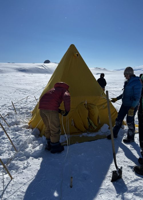 Setting up the Scott tent